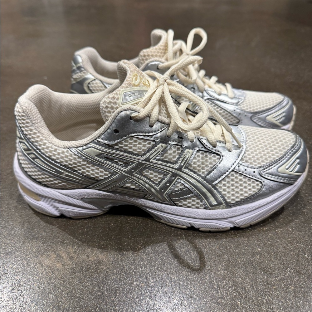 ASICS Women's Silver and Cream Running Shoes